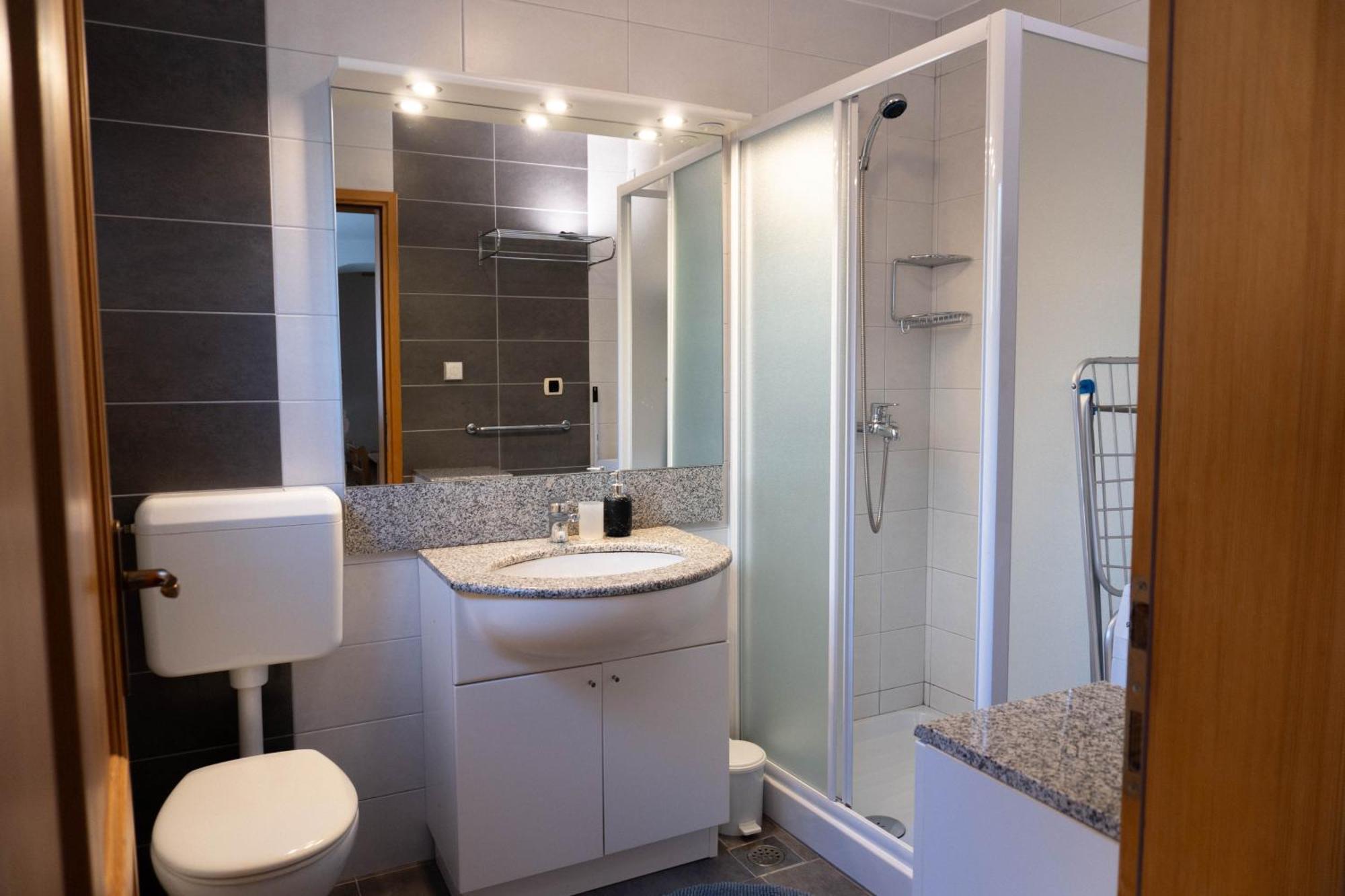 Apartment Deborah กรินิตซา ภายนอก รูปภาพ